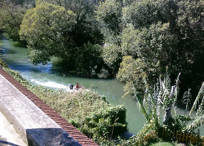 Aparthotel Georgina Apartments-pool-river 3*