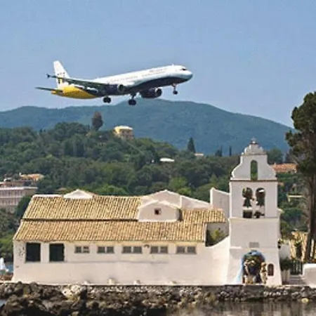 Georgina Aparthotel Mesongí